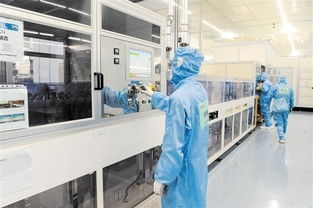 超高清“成都造”面板，智能大腦與綠色工廠的協(xié)同交響